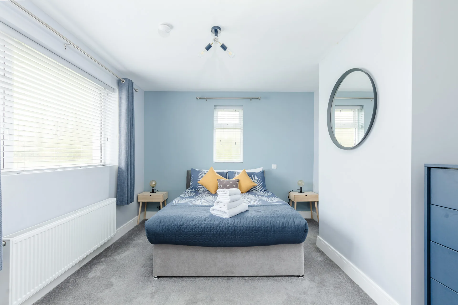 Bright second double bedroom